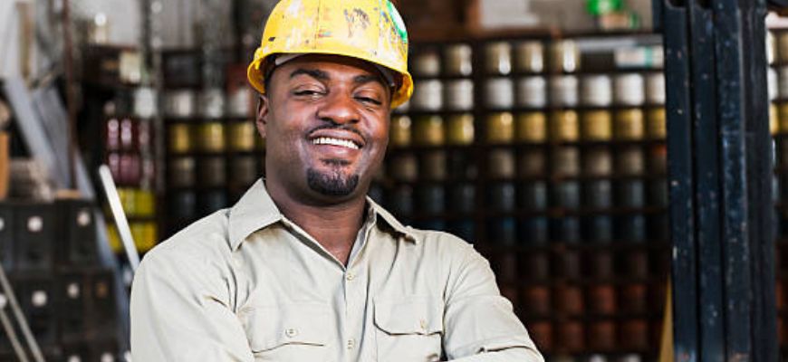 Recrutement 2025 : Formation de 1000 jeunes dans les métiers du bâtiment
