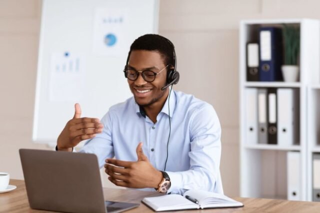 Recrutement Chargé(e) clientèle (1) Recrutement Chargé(e) clientèle (1)