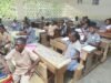 Résultats CEPE 2026 Côte d’Ivoire : comment voir son résultat en ligne ? Résultats CEPE 2026 Côte d'Ivoire – élèves et parents consultant les résultats en ligne