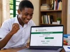 Résultats BEPC 2026 : quels sont les sites officiels pour consulter son résultat ? Élève consultant les résultats du BEPC 2026 sur un site officiel en Côte d'Ivoire